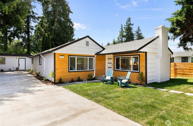 Photo - 11 SW 100th St