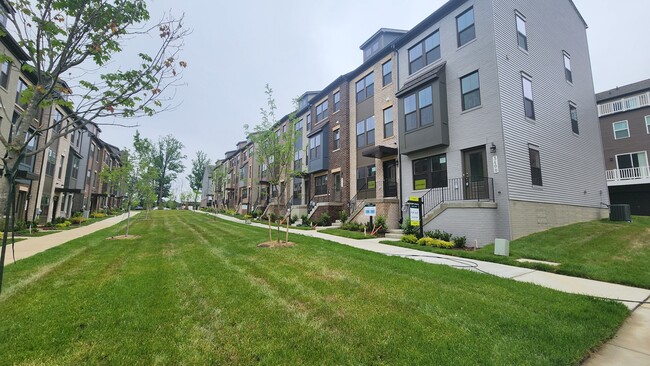 Outside view - 3400 Chester Aly