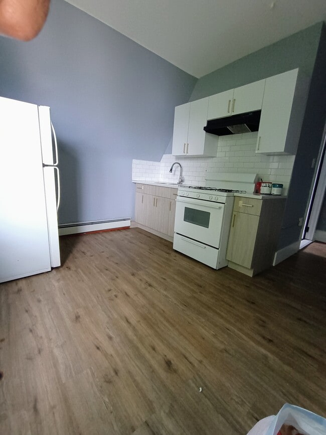 Photo - 166 Ridgewood Ave Unit 3