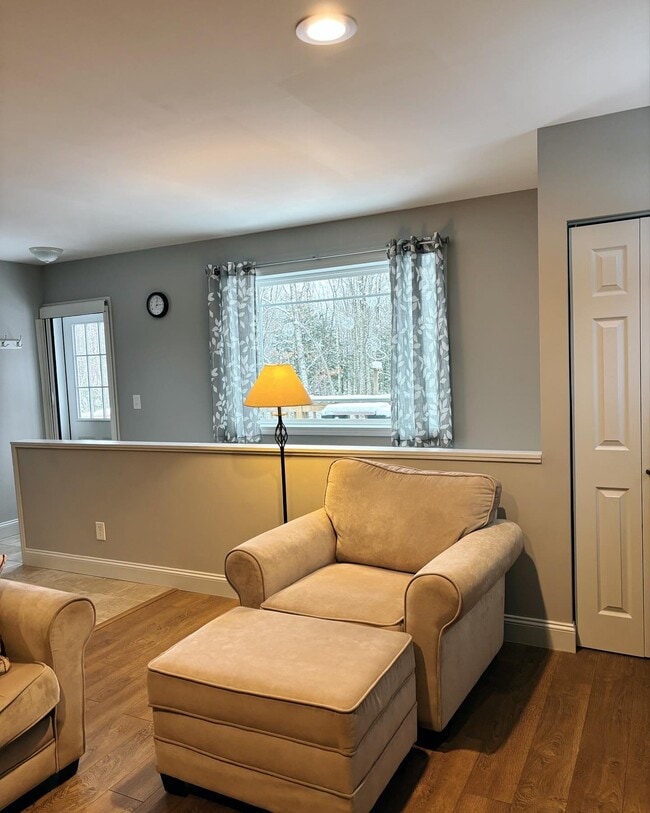 Photo - 544 Tolend Rd Unidad Apt #1