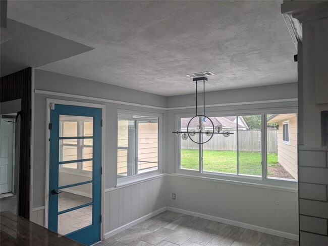 Photo - 4034 Shady Springs Dr