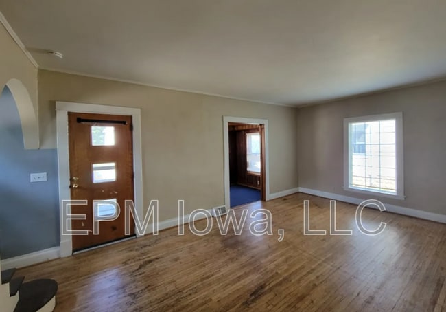 Photo - 511 S Frederick Ave