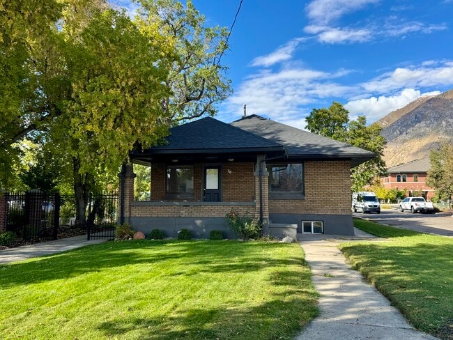 Building Photo - 76 W 200 S Unit #2