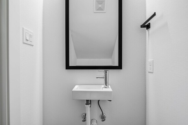 Photo - 3002 Alpha Wolf Ct