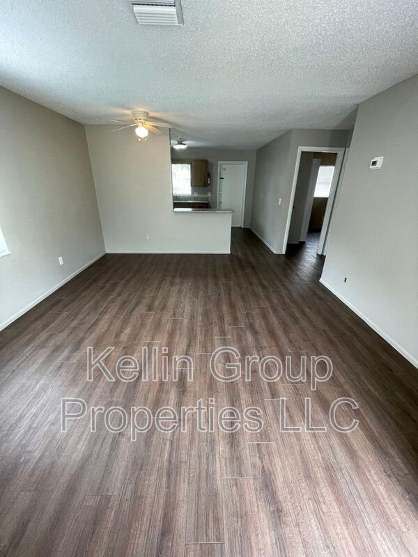 Photo - 160 N Nekoma Ave Unit 1