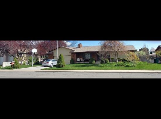 Photo - 1062 E 1010 N