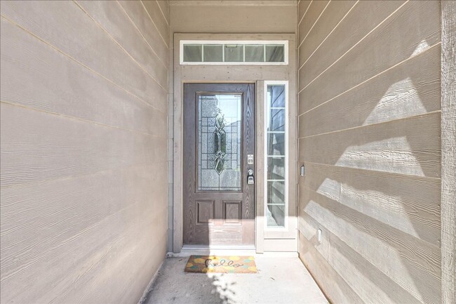 Photo - 2217 Ibis St