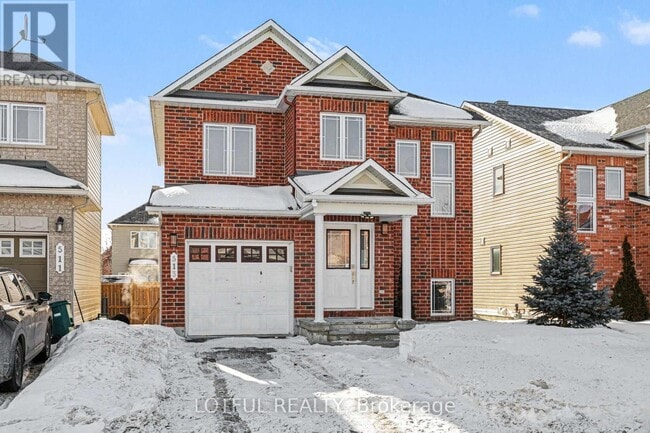 Photo - 513 Paul Métivier Dr.