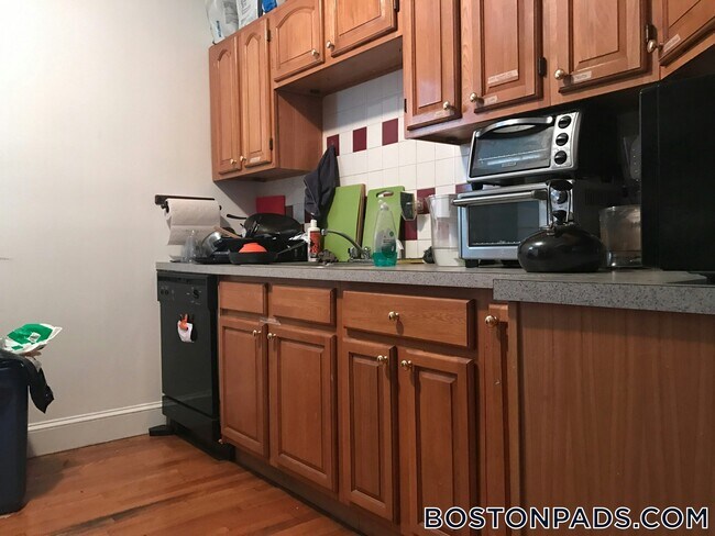 Photo - 878 Huntington Ave Unidad 1