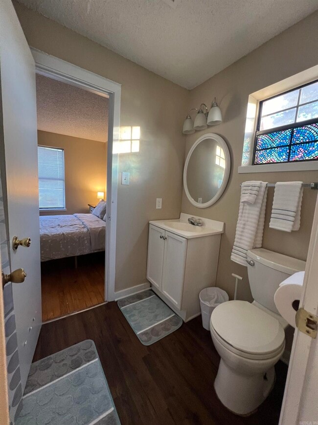 Photo - 408 S Booker St