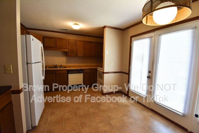 Photo - 146 Homeplace Ct