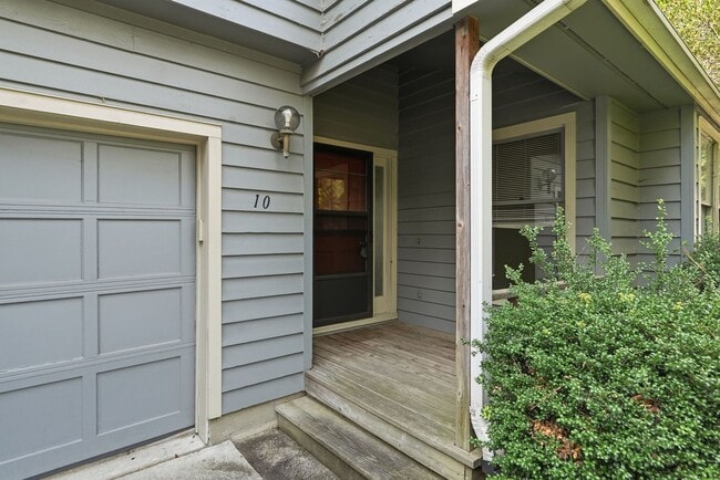 Photo - 10 Clover Dr