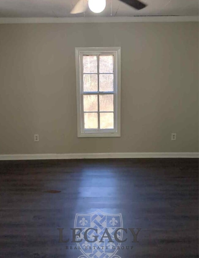 Photo - 6684 Cavender Rd