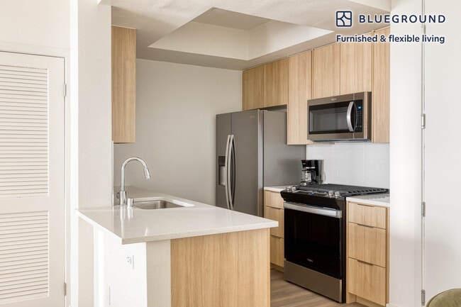 Photo - 11023 McCormick St Unidad FL4-ID971