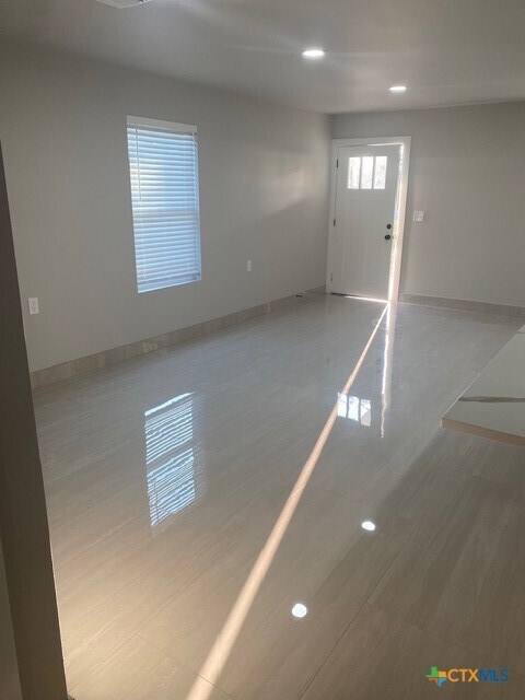 183 Mimosa Rd