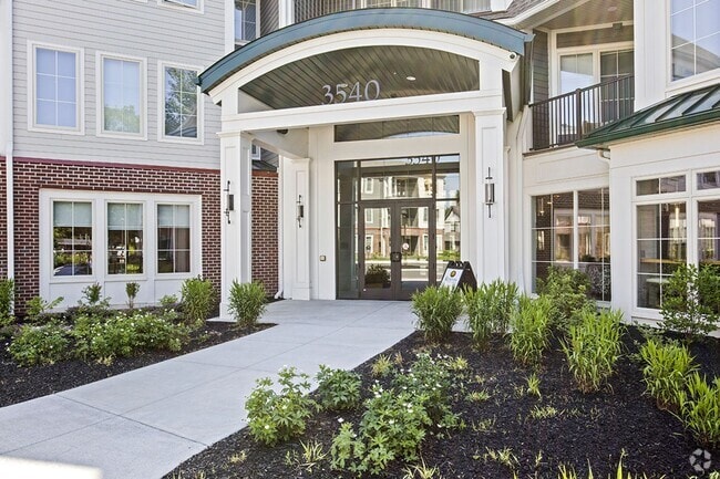Building Photo - Kilbourn Place on East Rental