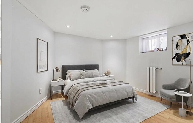Photo - Spacious 1 bedroom in lower level of Victorian Home Unit 4