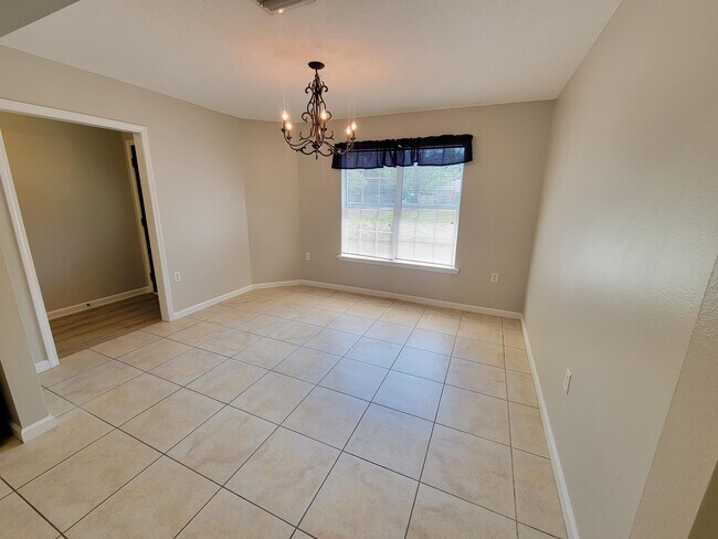 Photo - 7288 Mossy Oaks Ct