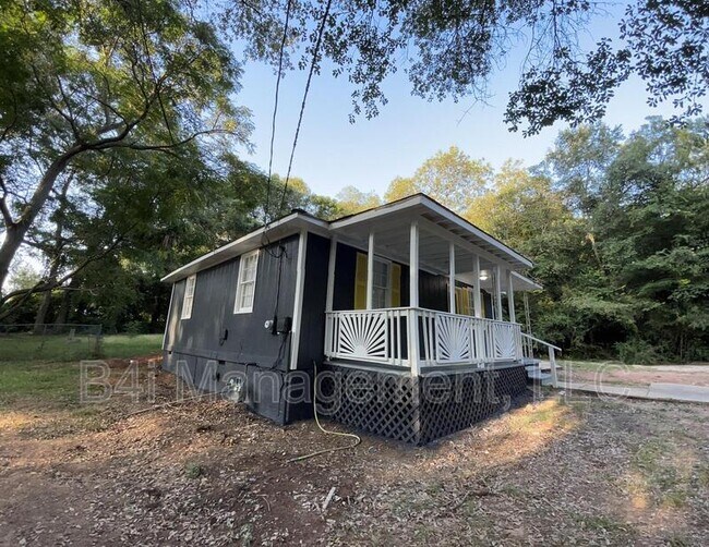 Photo - 121 Cedar St