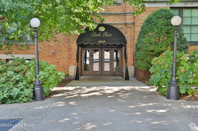 Building Photo - 2525 George Rogers Clark Pl Unit T08 Rental