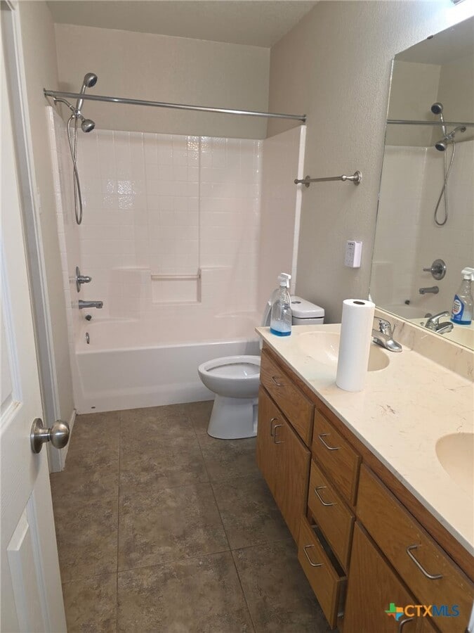 Photo - 604 Redbud Dr