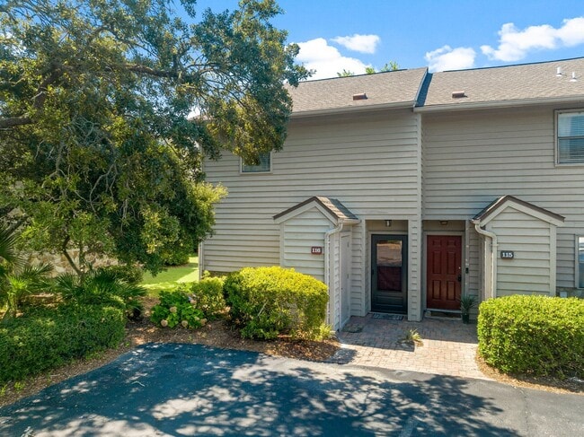 Photo - 100 N Myrtle Dr