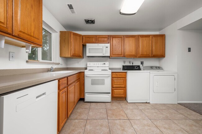 Photo - 1069 S 80 E Unit 1