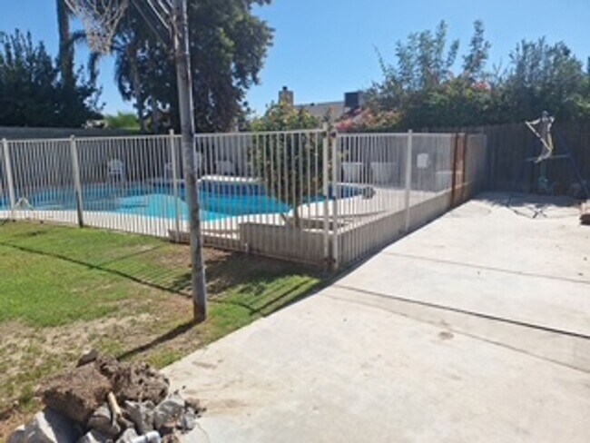 Photo - Southwest Bakersfield Home with Pool