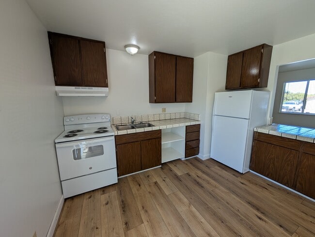 Photo - 1551 Memorial Dr Unit 2