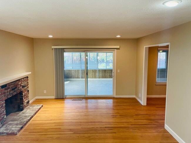 Photo - Beautiful 3bed/2ba house on Cul-de-sac. Great location with Cupertino Schools.