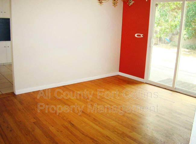 Photo - 1812 Broadview Pl