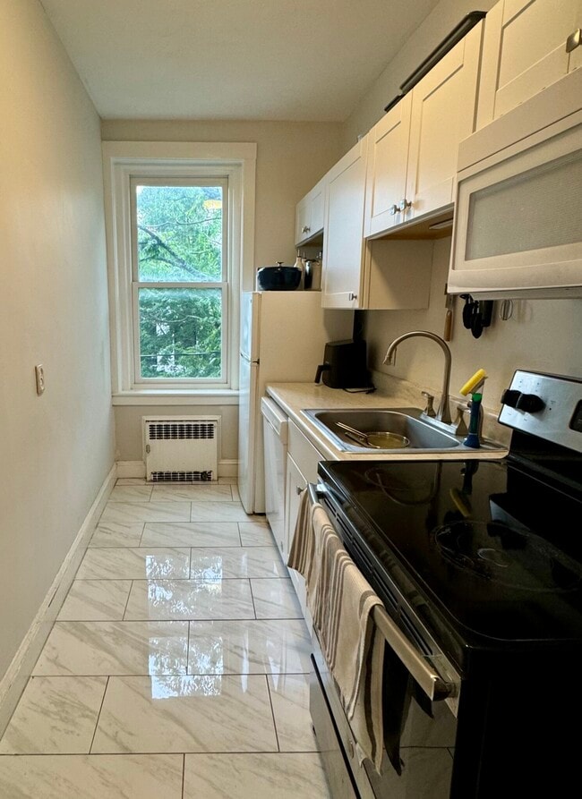 41 Stearns Rd