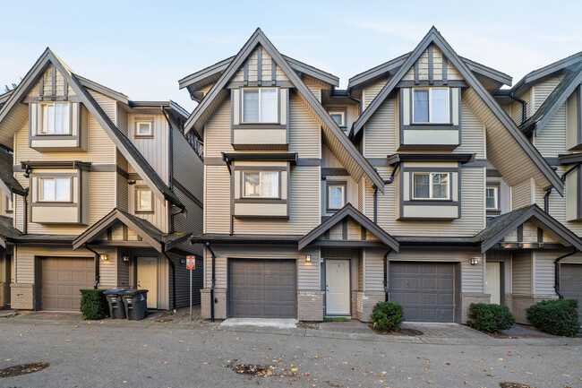 Building Photo - 13368 72 Av