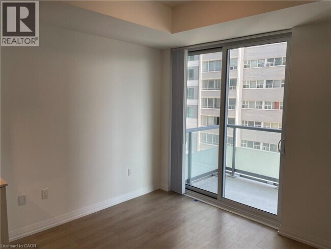 Photo - 25 Holly St Unit 704