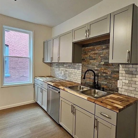 Photo - 923 Rutger St Unit Apt 1