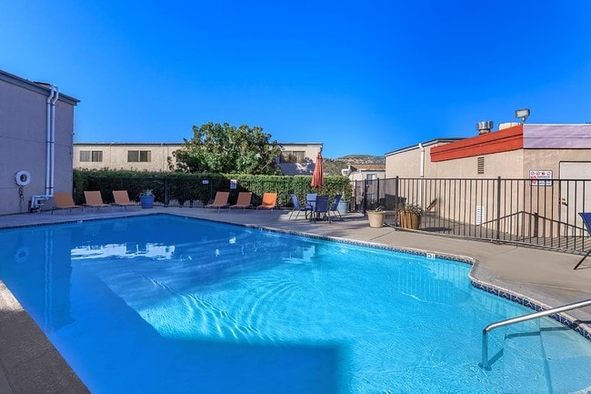 Terraza Hills - Terraza Hills Apartments