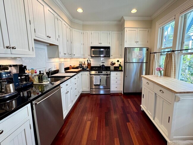 Photo - 51 Upland Rd