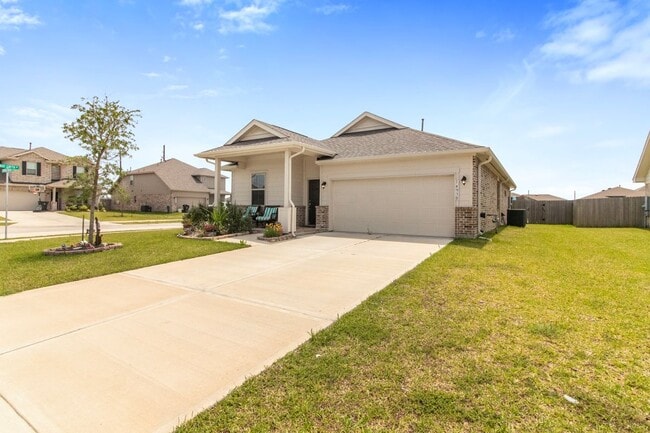 Building Photo - 14930 Spg Frst Ln