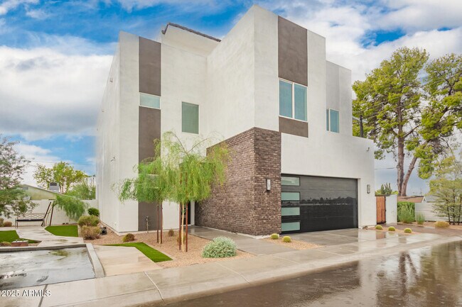 Photo - 6622 N 16th St