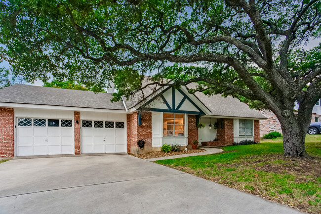 Photo - 5415 Billington Dr Casa