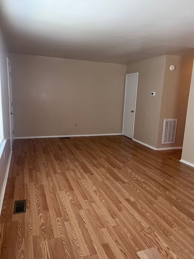 Photo - 130 South Ave