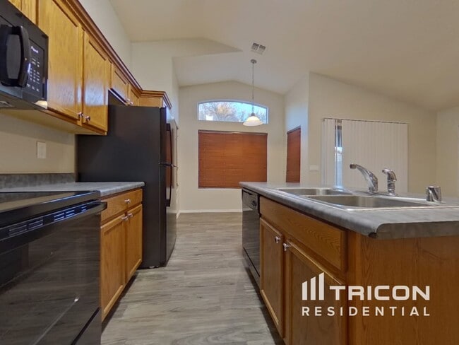 Photo - 25862 W Whyman St