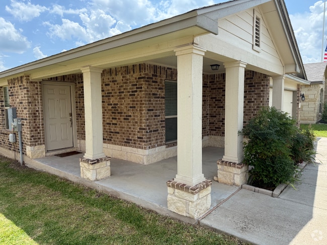 Building Photo - 9019 Stonehollow Rental
