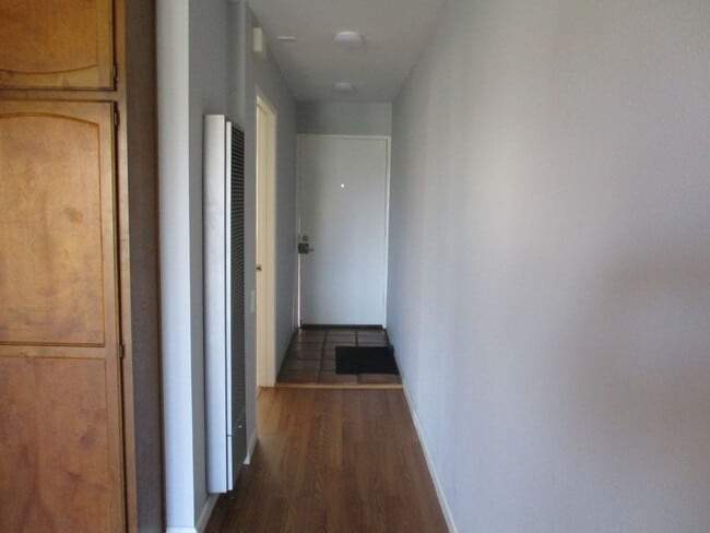 Photo - Desirable & Spacious Pt Loma Fully Updated 1 BDR 1 BA Apartment Unidad 14
