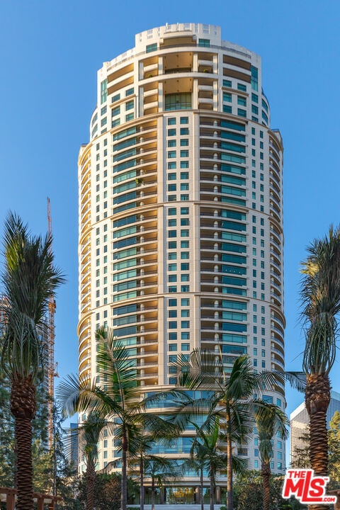 Photo - 1 W Century Dr Unit 31D