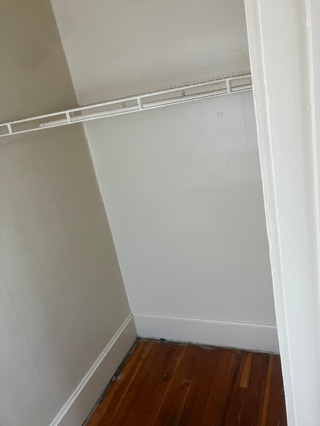 1310 Dewey Ave Unit 1