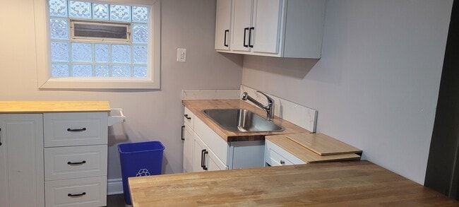 Photo - 8429 S Marquette Ave