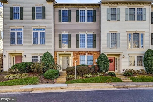 Photo - 5820 Pearson Ln