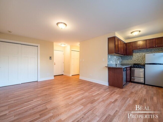 Photo - 0 bedroom in HIGHLAND PARK IL 60035 Unit 207