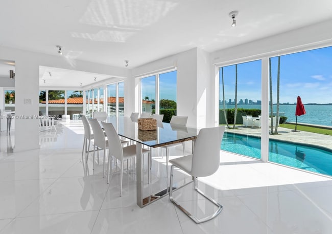 Photo - 7504 W Treasure Dr